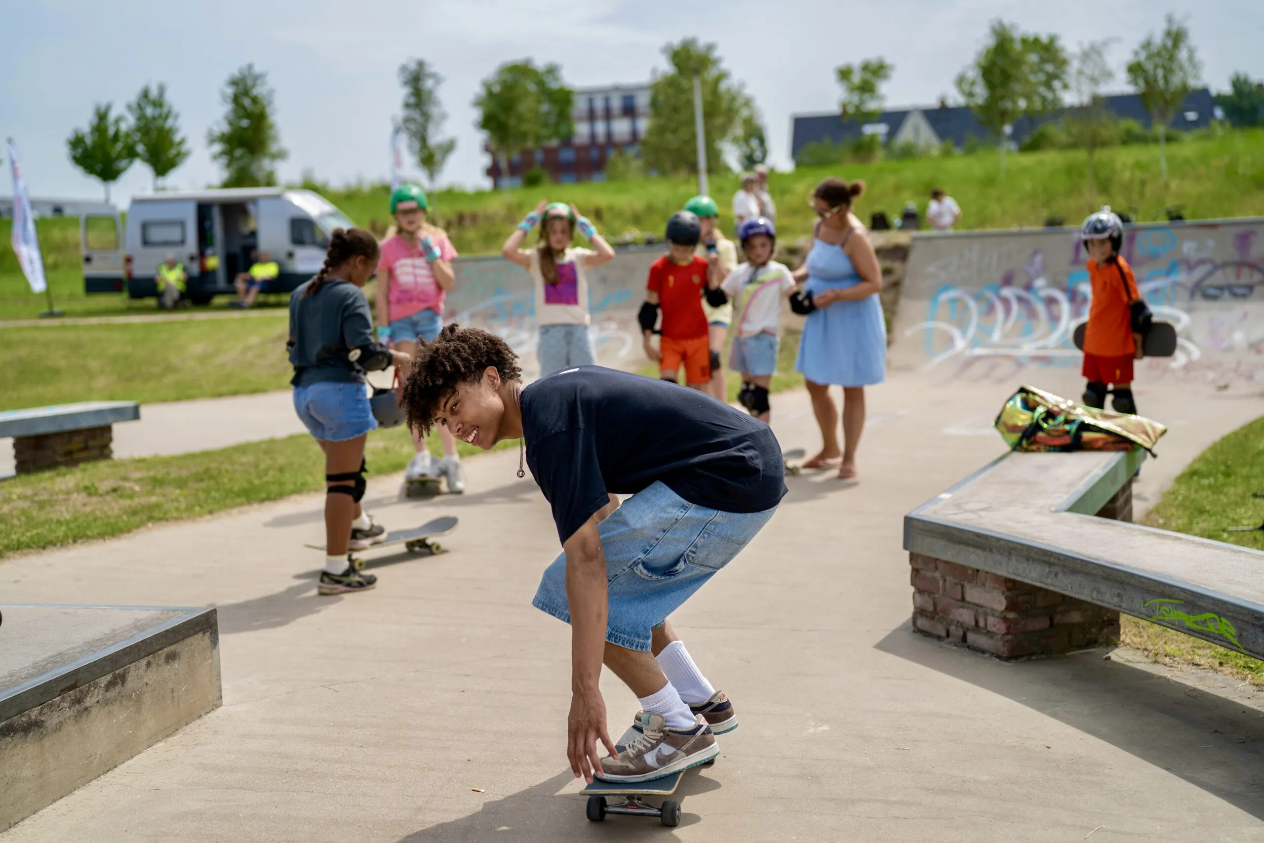 Jongeren in een skatepark in Lansingerland